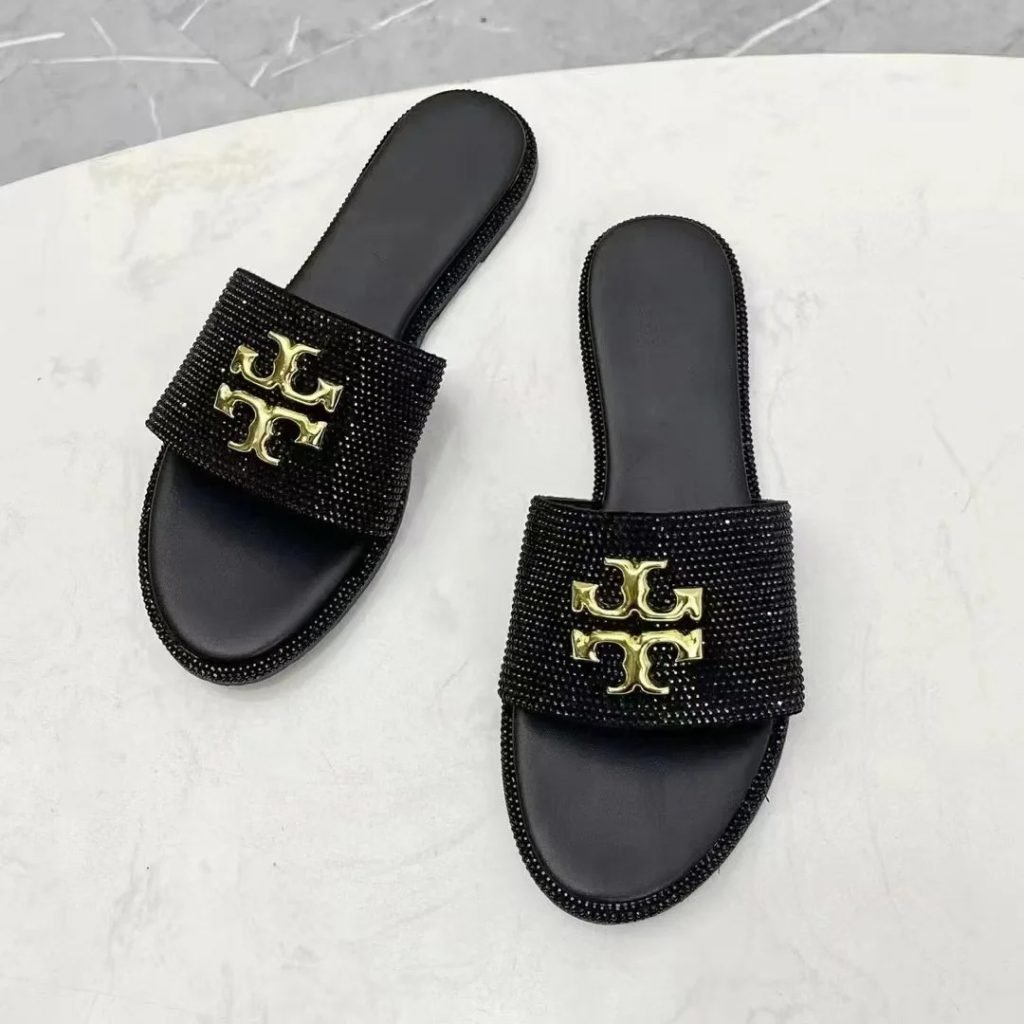 Summer trend new metal buckle rhinestone decorated flat-bottomed flip-flops