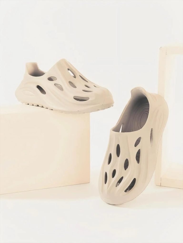 Men's Couple's Wading Clogs Summer Breathable Thick-Soled Non-Slip Beach Shoes for Men and Women Outdoor Soft-Soled Hole In-The-