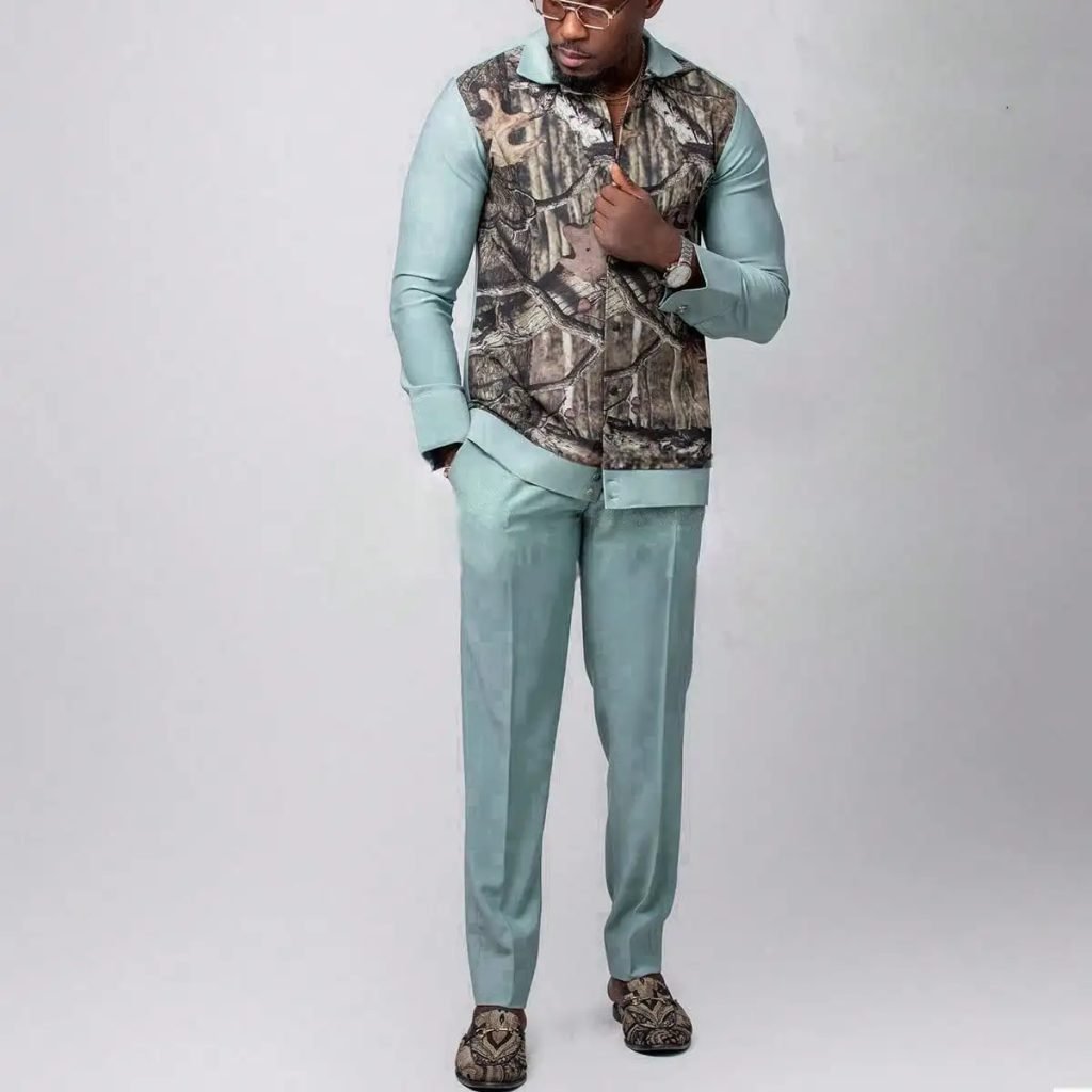 2024 New In Kaftan African Style Suits for Men 2 Piece Set Embroidered Shirts and Pants Traditional Luxury Suits for Men