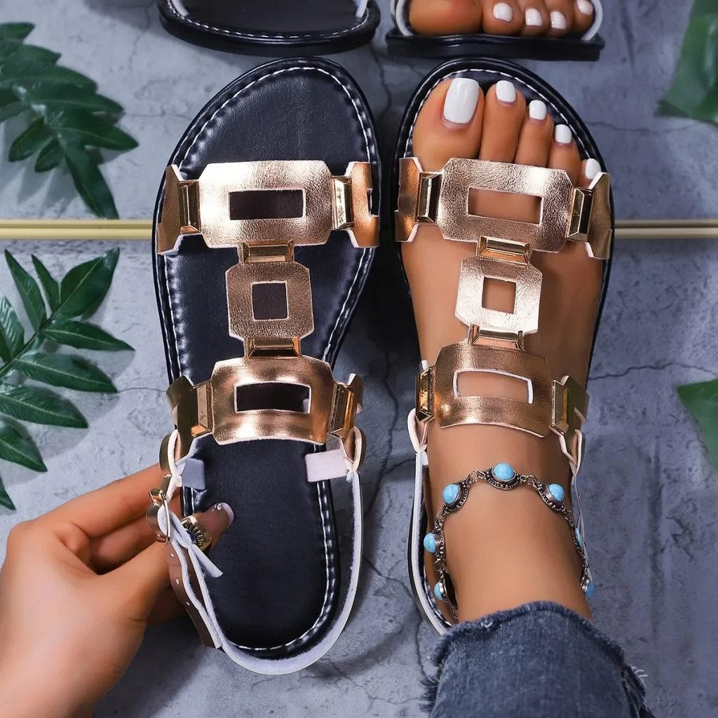 2025 Round Toe Leather Ladies' Sandals Flat Casual Beach Shoes Comfortable Footwear Metal Decoration for Women Fashion Size 43