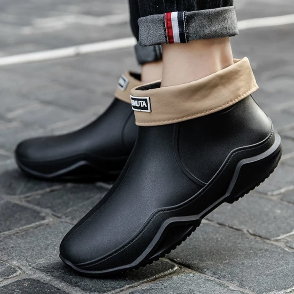 Fashionable Men & Women’s Ankle Rain Boots Anti-Slip Waterproof Shoes Work Boots Suitable For Summer & Winter Rainy & Snowy Day