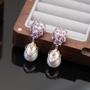 Women's Inlaid Drop-shaped Pearl Earrings