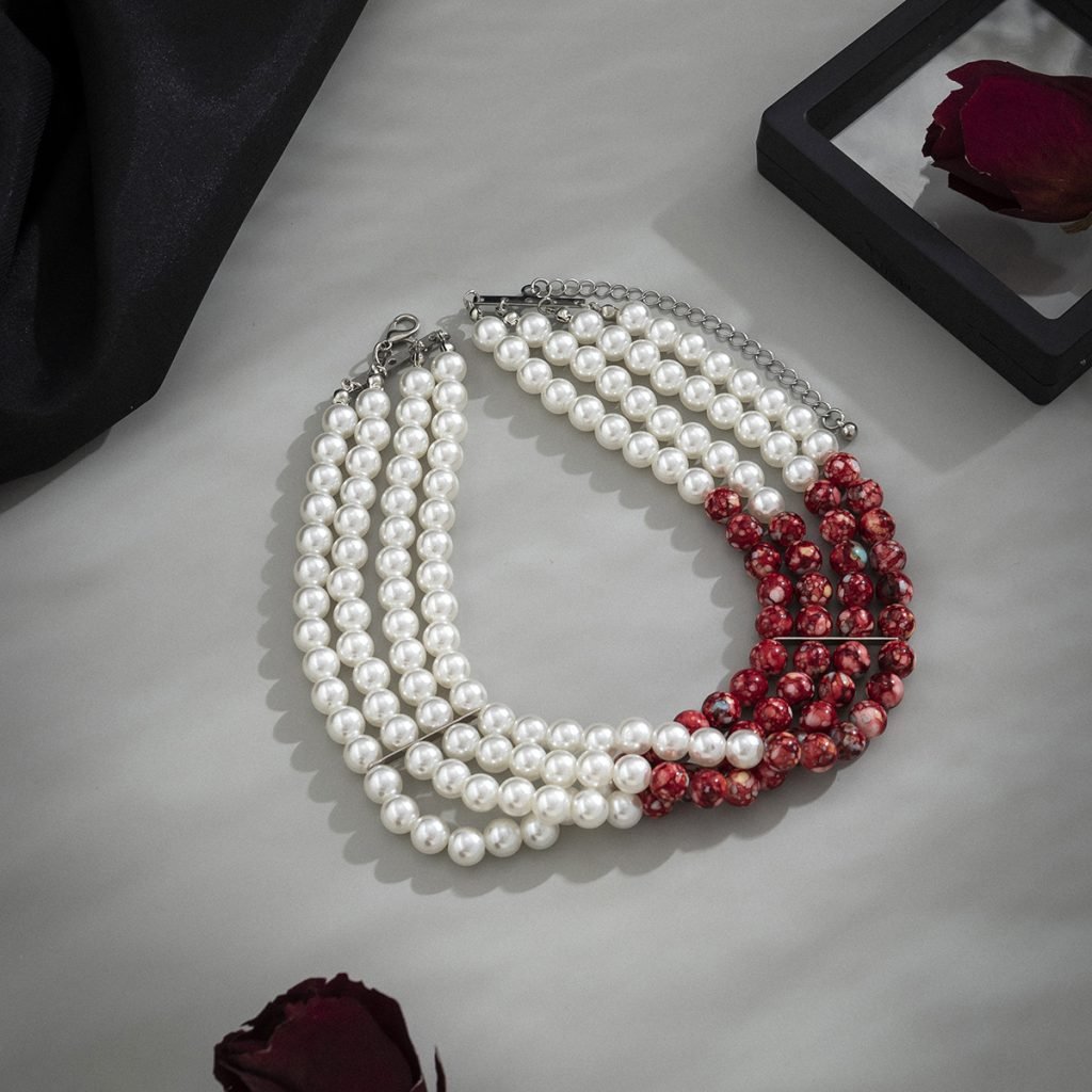 Women’s Fashion Gothic Pearl Necklace