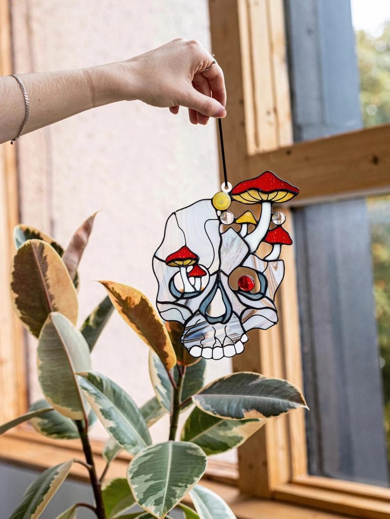 Gothic Acrylic Skull Suncatcher with Red Mushroom Accents, Boho Bedroom Living Room Window Hanging Ornaments, Home Decor Pendant