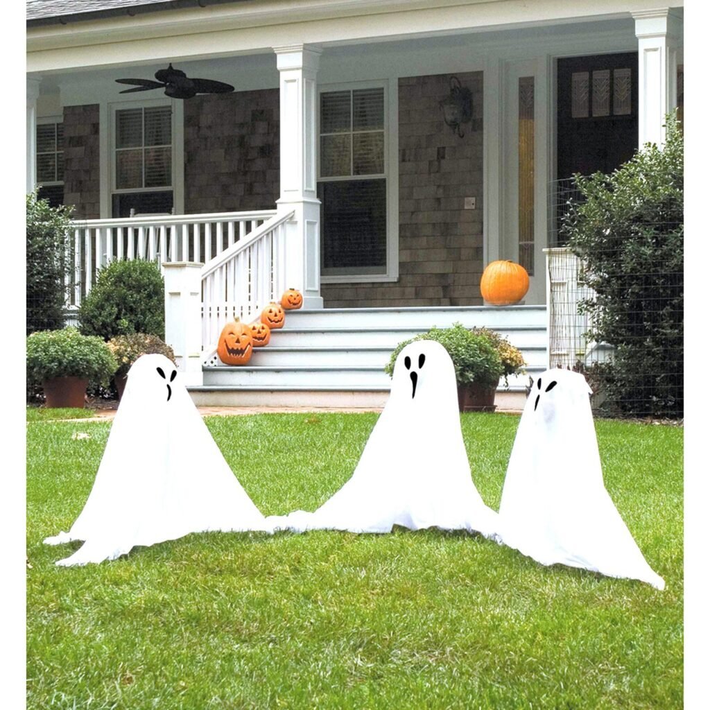 Ghostly Group Lawn Ornaments  Small
