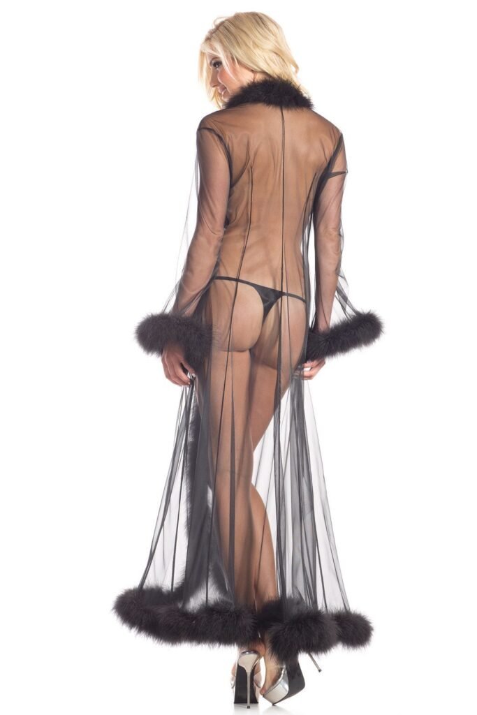 BW1650 Marabou Robe