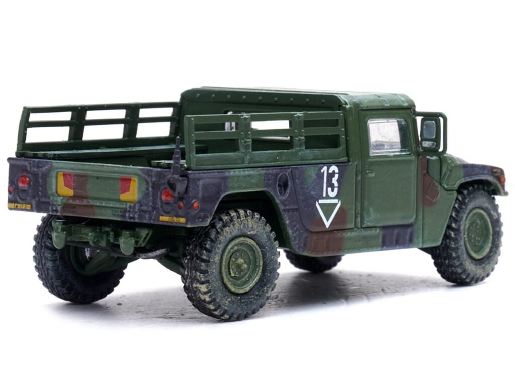 M998 HMMWV “2nd Battalion 3rd Field Artillery Regiment 1st Armored Division Stationed in Germany” (1999) United States Army “Military Miniature” Series 1/64 Diecast Model by Panzerkampf
