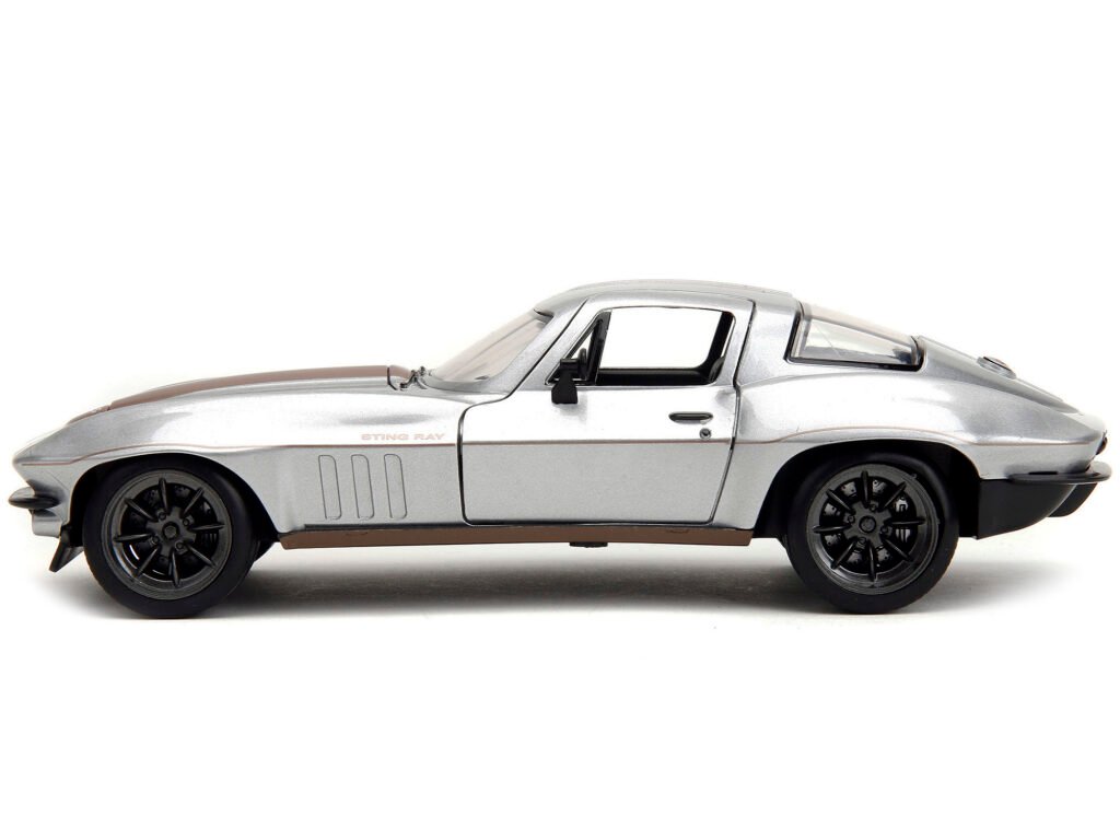 1966 Chevrolet Corvette Silver Metallic with Bronze Stripes “Bigtime Muscle” Series 1/24 Diecast Model Car by Jada