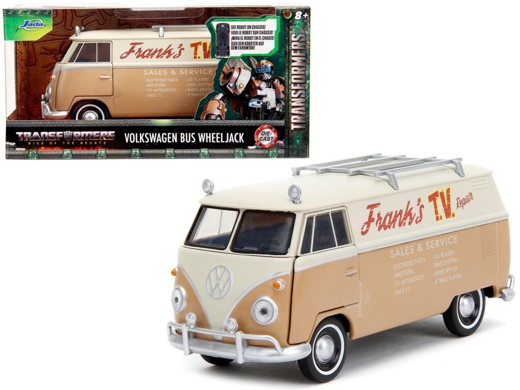 Volkswagen Bus “WheelJack” Tan and Beige “Frank’s TV Repair” “Transformers: Rise of the Beasts” (2023) Movie “Hollywood Rides” Series 1/32 Diecast Model Car by Jada