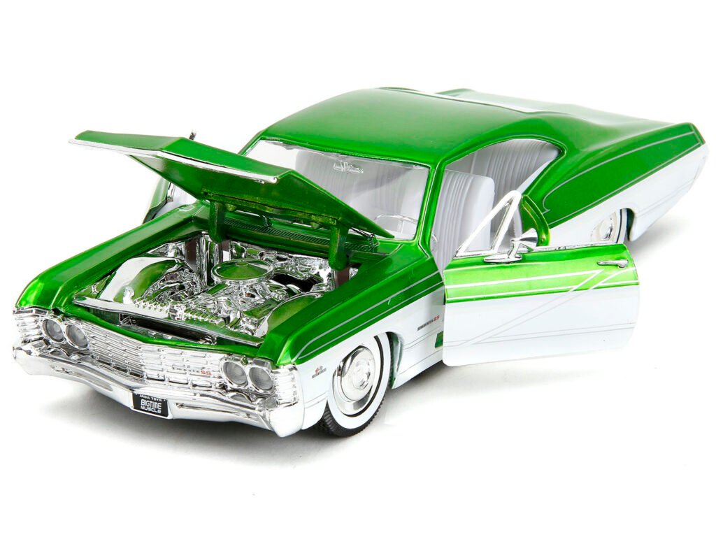 1967 Chevrolet Impala SS Green Metallic and White with White Interior “Bigtime Muscle” Series 1/24 Diecast Model Car by Jada