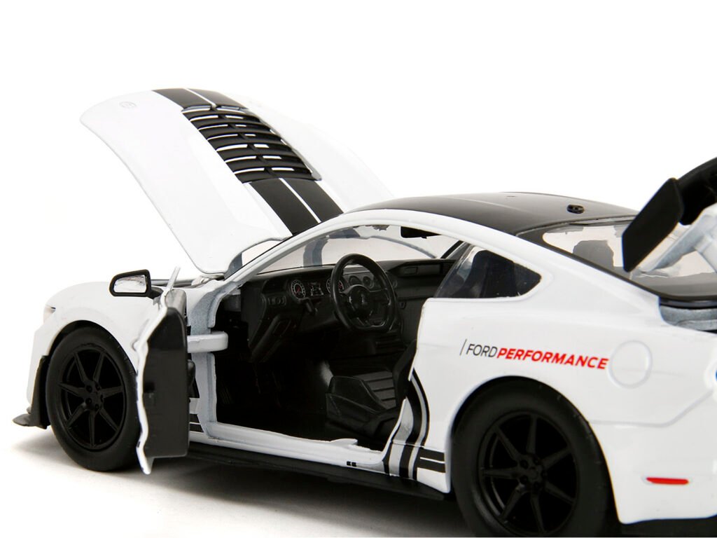 2020 Ford Mustang Shelby GT500 #65 White with Black Top and Stripes “Ford Performance” “Bigtime Muscle” Series 1/24 Diecast Model Car by Jada