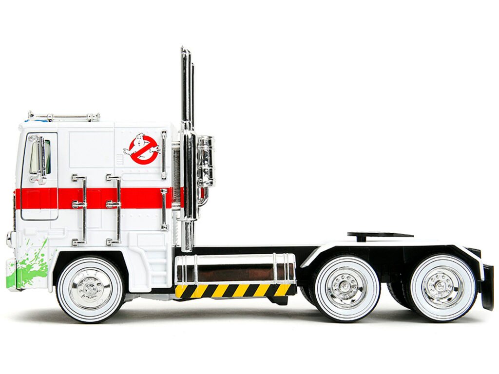 G1 Autobot Optimus Prime Truck White with Robot on Chassis from “Transformers” TV Series – “Ghostbusters” (1984) Movie Crossover “Hollywood Rides” Series 1/24 Diecast Model by Jada