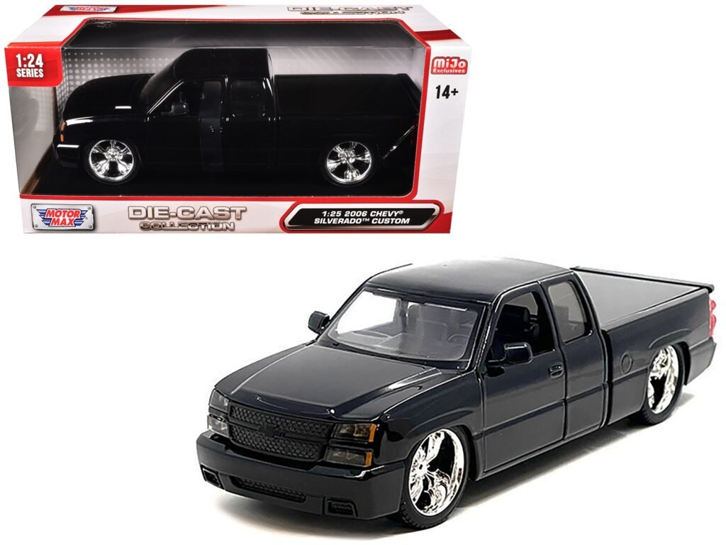 2006 Chevrolet Silverado Custom Pickup Truck Black “Die-Cast Collection” Series 1/25 Diecast Model Car by Motormax