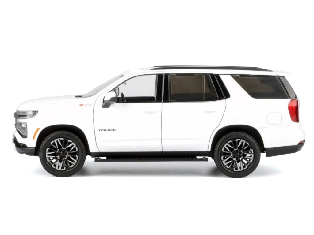 2025 Chevrolet Tahoe Z71 White “Timeless Legends” Series 1/24 Diecast Model Car by Motormax