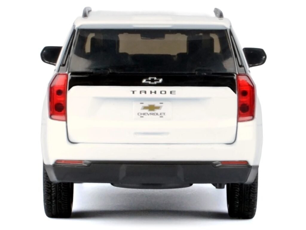 2025 Chevrolet Tahoe Z71 White “Timeless Legends” Series 1/24 Diecast Model Car by Motormax