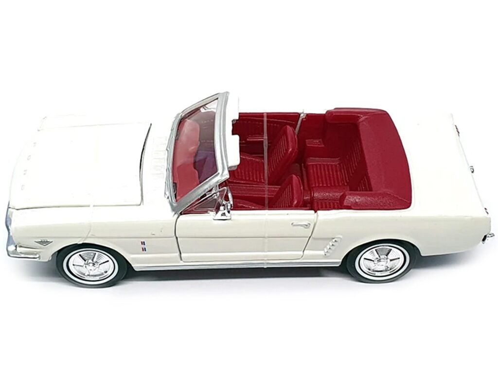 1964 1/2 Ford Mustang Convertible White with Red Interior James Bond 007 “Goldfinger” (1964) Movie “James Bond Collection” Series 1/24 Diecast Model Car by Motormax