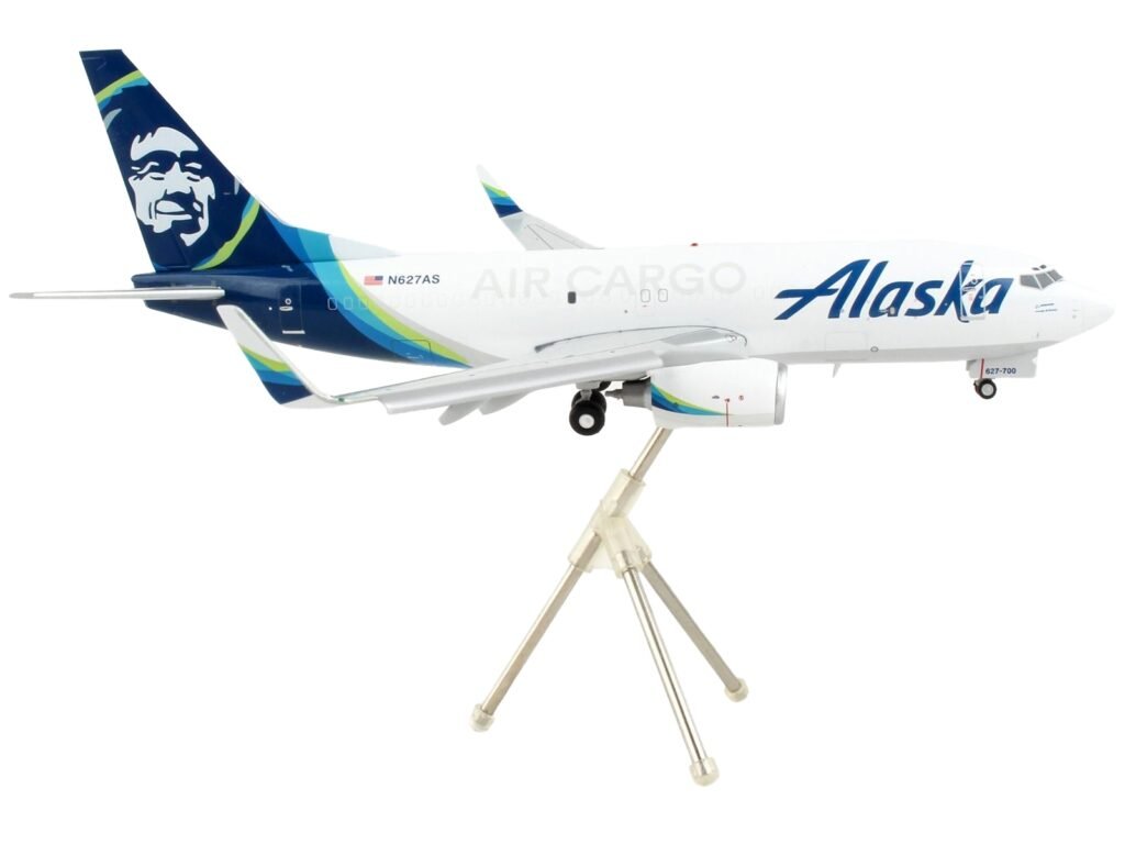 Boeing 737-700BDSF Commercial Aircraft with Flaps Down “Alaska Air Cargo” White with Blue Tail “Gemini 200” Series 1/200 Diecast Model Airplane by GeminiJets