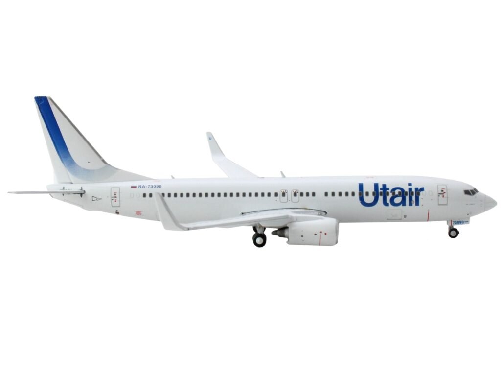 Boeing 737-800 Commercial Aircraft “Utair” White with Blue Tail Stripes 1/400 Diecast Model Airplane by GeminiJets