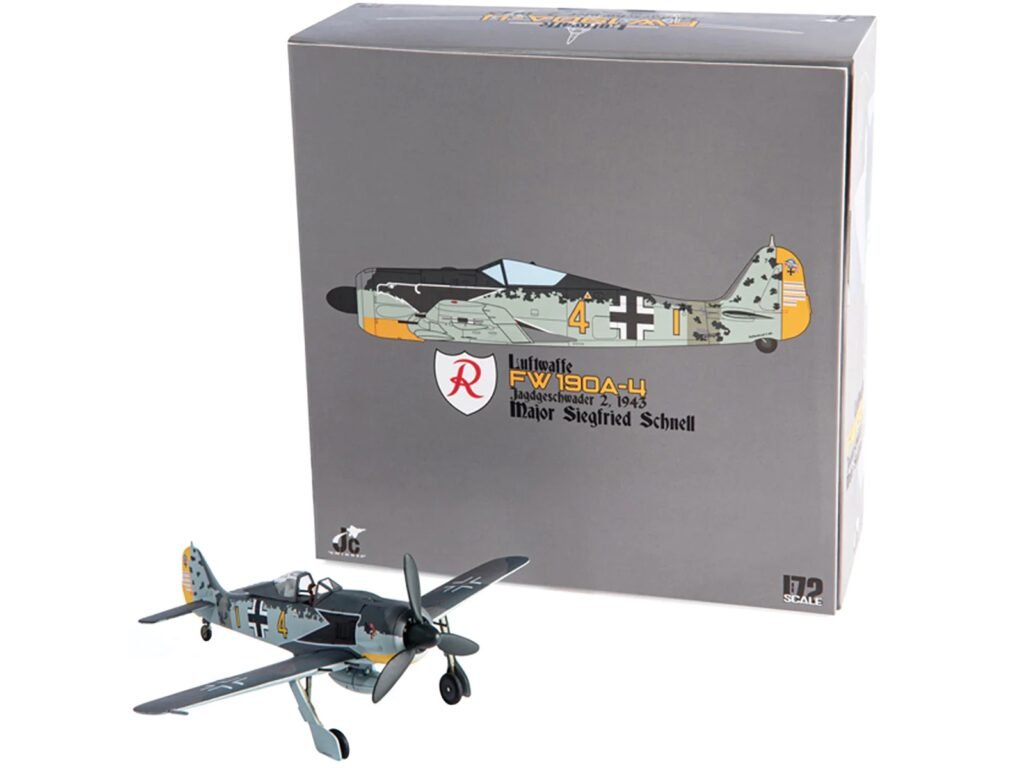 Focke-Wulf FW 190A-4 Fighter Aircraft “Major Siegfried Schnell, Luftwaffe, JG2, France” (1943) 1/72 Diecast Model by JC Wings